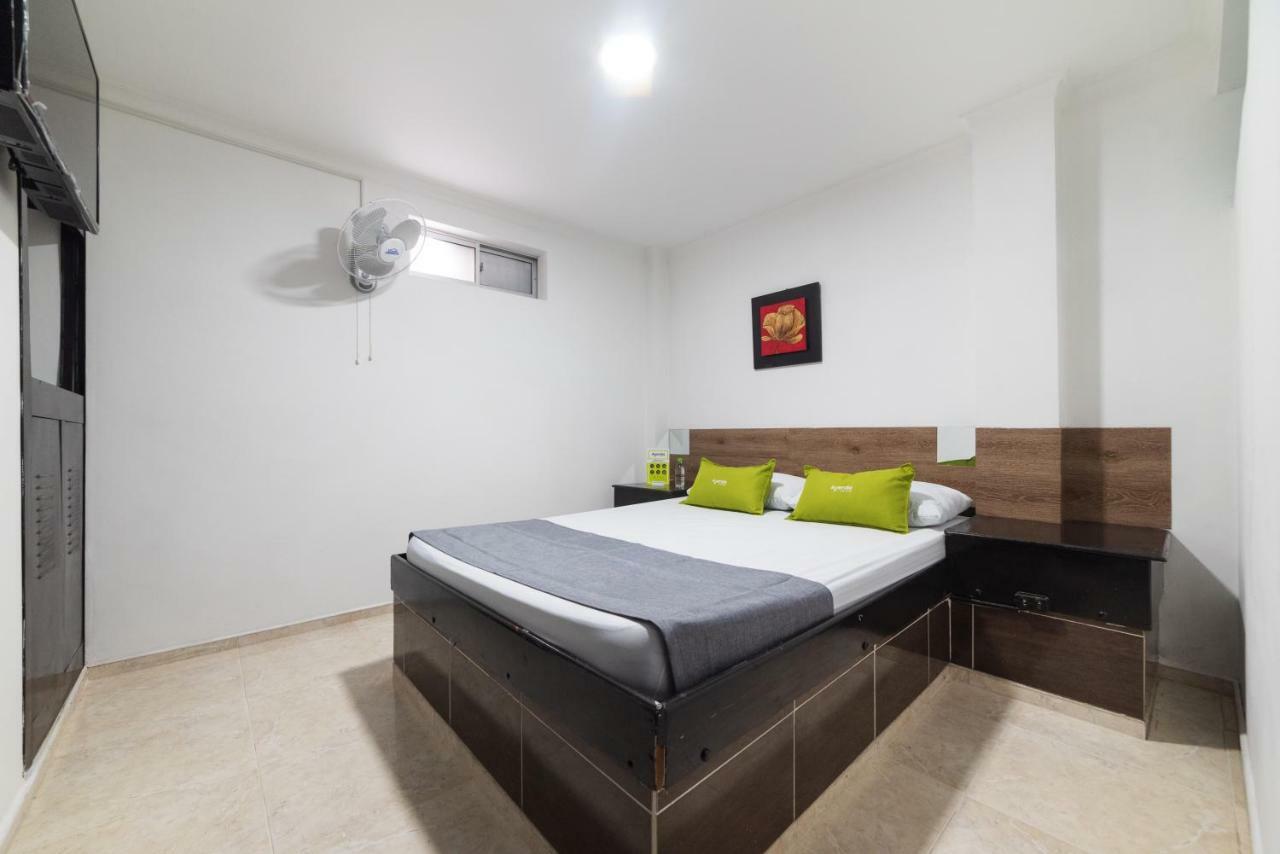 Ayenda 1122 Victoria Hotel Pereira Kültér fotó